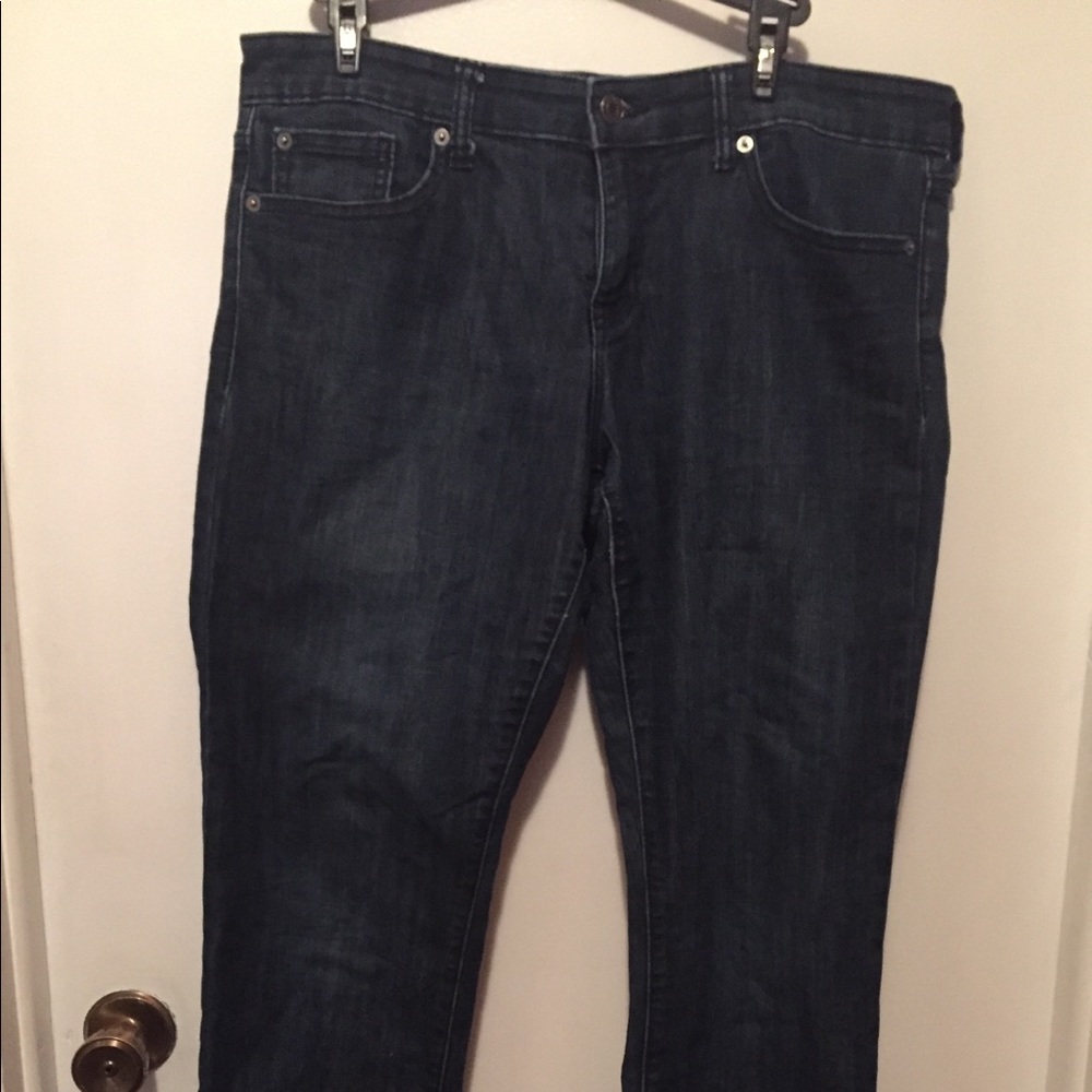 Gap Women’s Real Straight Fit jeans